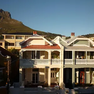 Gasthuis The Cape Colonial